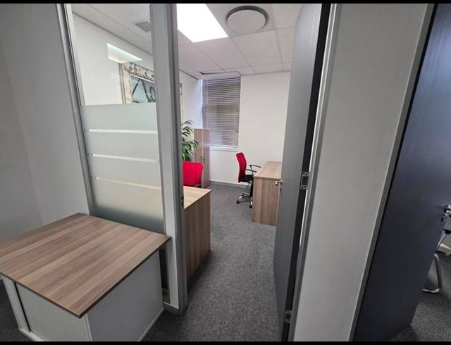 BUSINESS PROPERTY TO RENT IN MENLYN